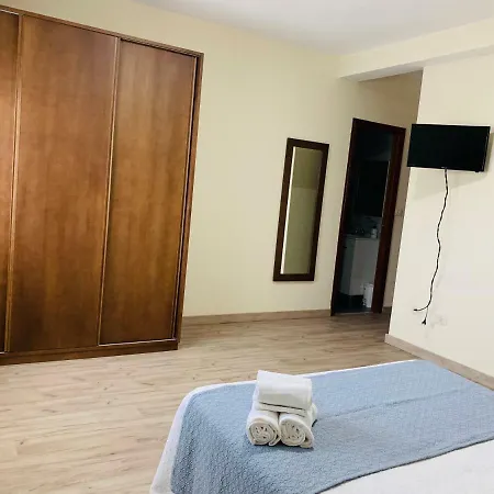 A Casa Do Lareiro 別荘 サンシェンショ