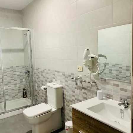 A Casa Do Lareiro 別荘 サンシェンショ